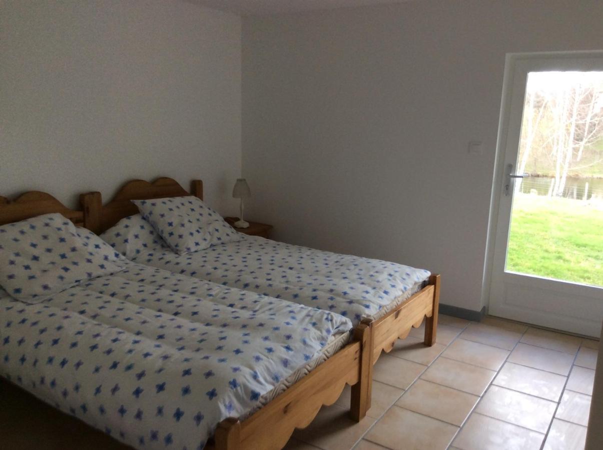 לינה וארוחת בוקר Saint-Jean-des-Ollières Relais Des Chaux מראה חיצוני תמונה