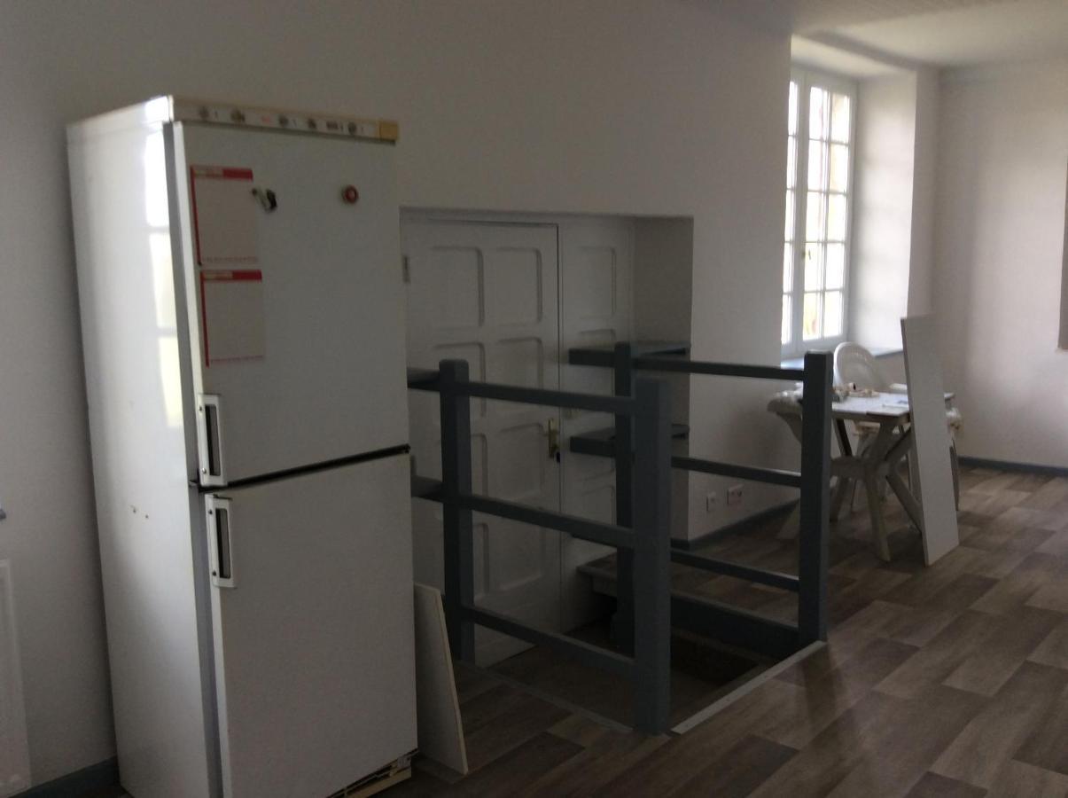 לינה וארוחת בוקר Saint-Jean-des-Ollières Relais Des Chaux מראה חיצוני תמונה