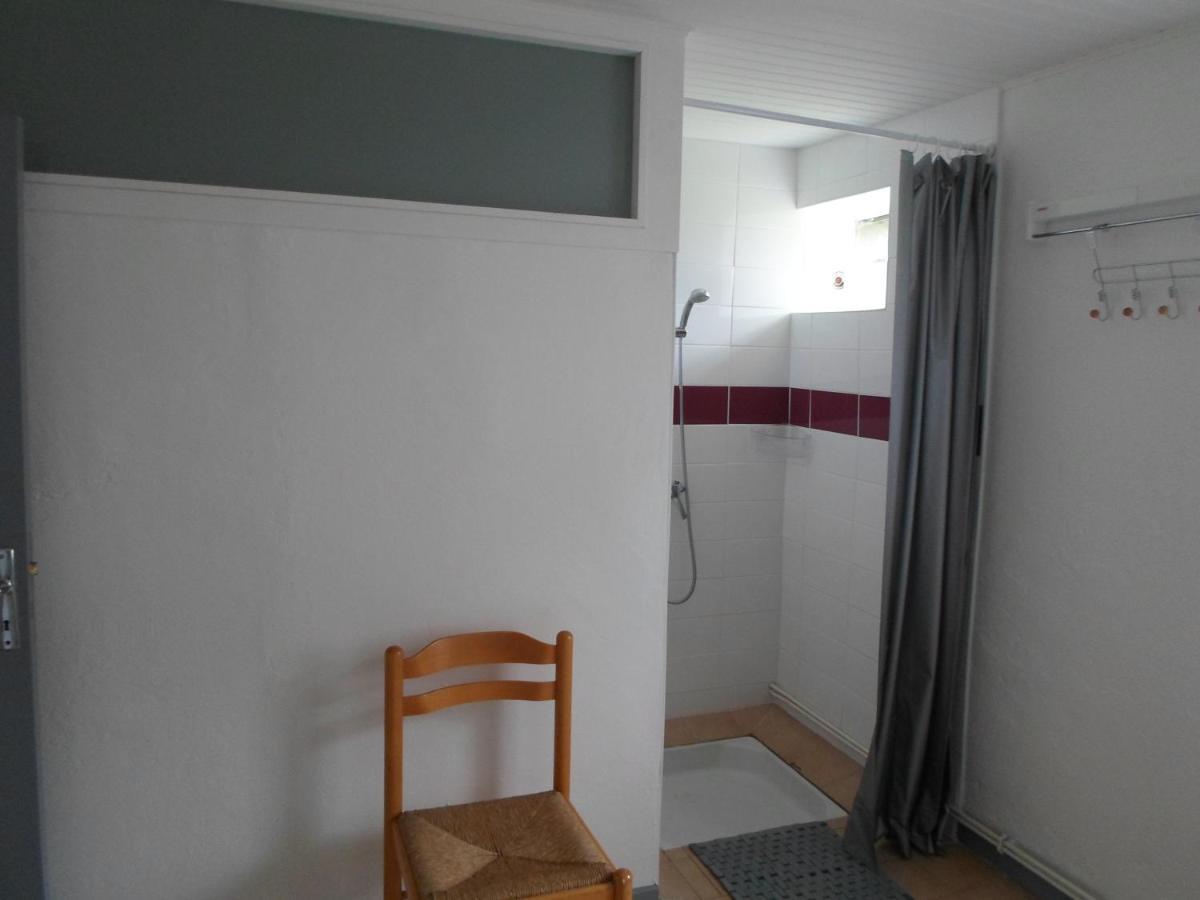 לינה וארוחת בוקר Saint-Jean-des-Ollières Relais Des Chaux מראה חיצוני תמונה