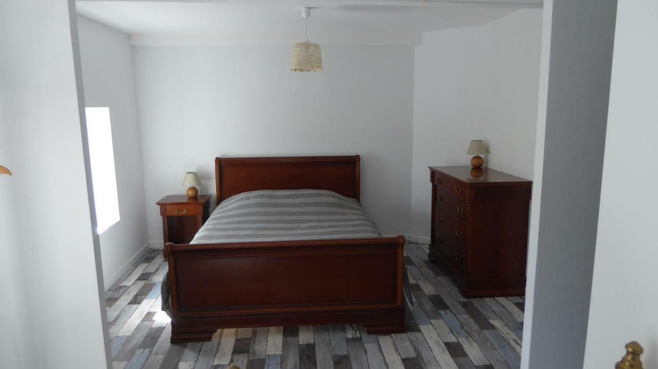 לינה וארוחת בוקר Saint-Jean-des-Ollières Relais Des Chaux מראה חיצוני תמונה